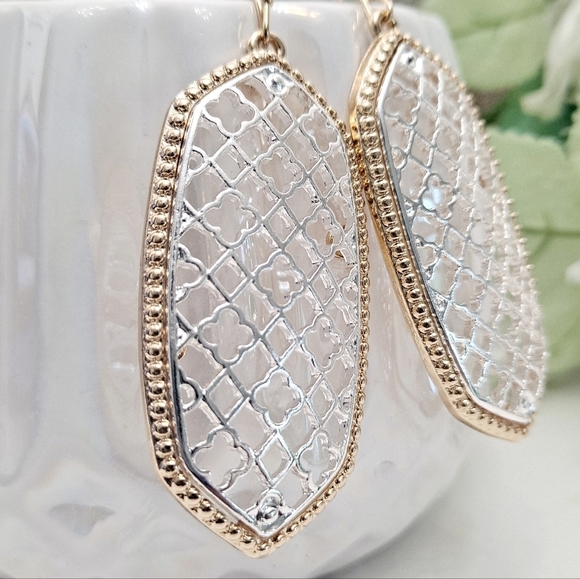 💖 2/$30 Boho lightweight Filigree silver metal casual festival cute earrings - Picture 10 of 11